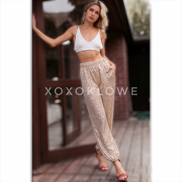 POL Champagne Gold Sequin Sparkle Elastic Waist Joggers - Picture 4 of 16